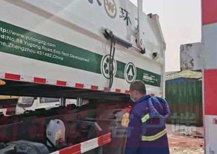 城市“美容師”：疫情不止，我們不散